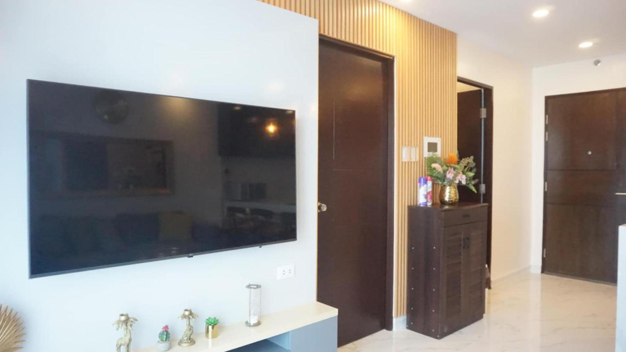 Deluxe Condo 2 Bedroom, 7Th Floor Room Bc In One Madison Tower 3, Megaworld Boulevard, Mandurriao Iloilo City, Philippines 외부 사진