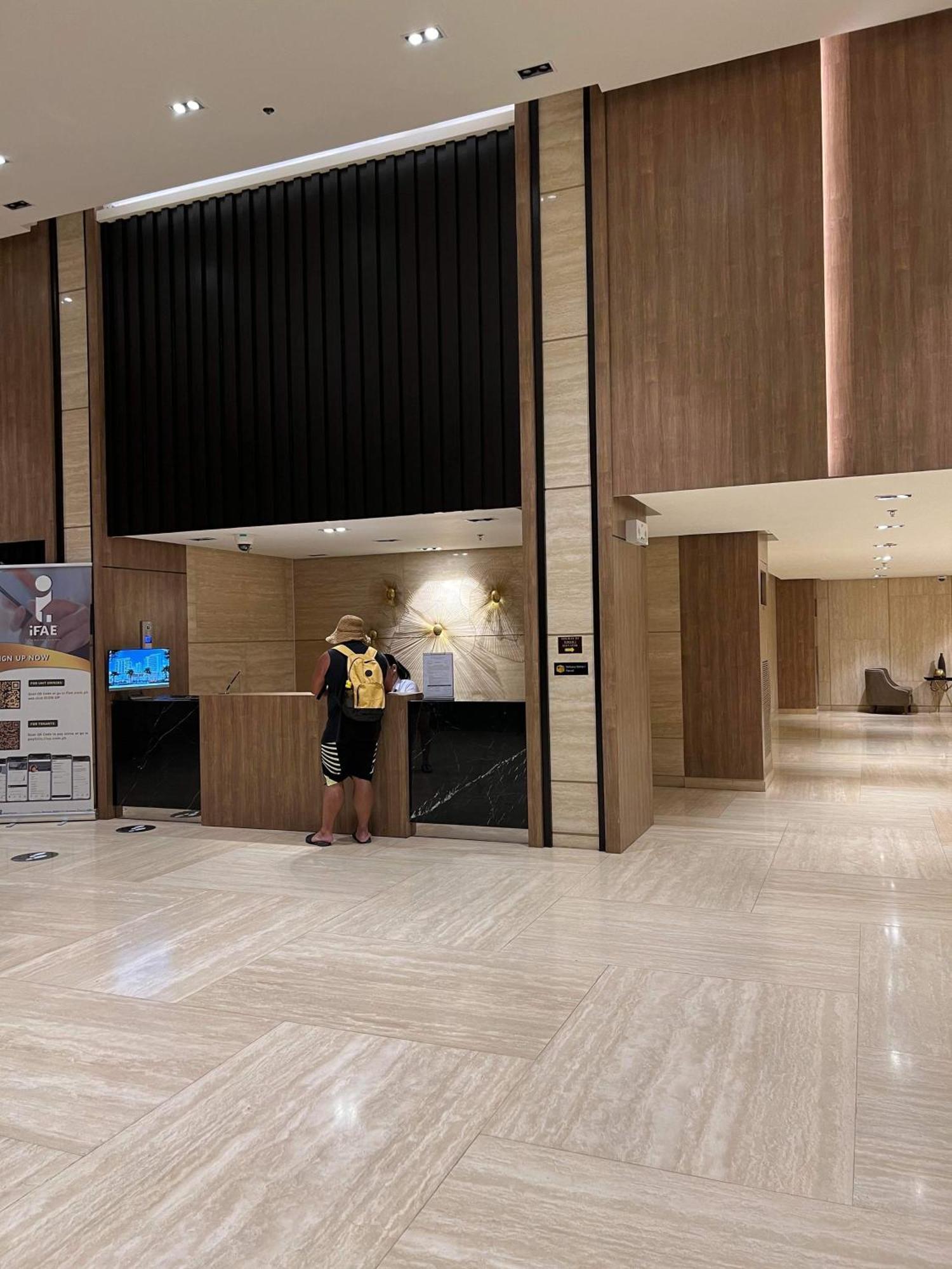 Deluxe Condo 2 Bedroom, 7Th Floor Room Bc In One Madison Tower 3, Megaworld Boulevard, Mandurriao Iloilo City, Philippines 외부 사진