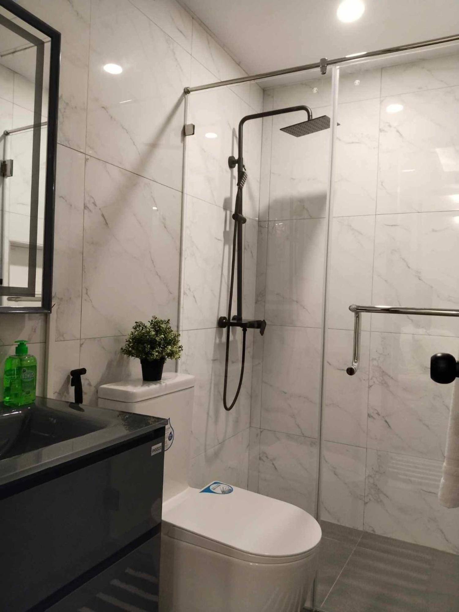 Deluxe Condo 2 Bedroom, 7Th Floor Room Bc In One Madison Tower 3, Megaworld Boulevard, Mandurriao Iloilo City, Philippines 외부 사진