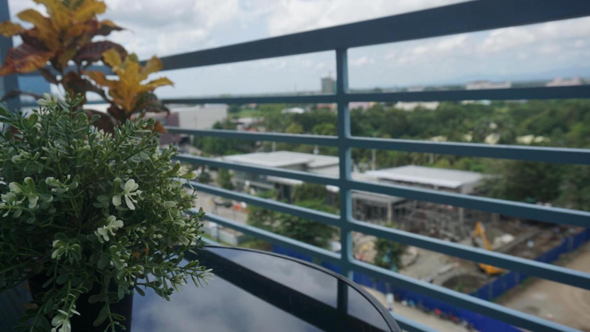 Deluxe Condo 2 Bedroom, 7Th Floor Room Bc In One Madison Tower 3, Megaworld Boulevard, Mandurriao Iloilo City, Philippines 외부 사진